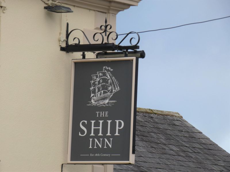 (Pub, Sign). Published on 19-11-2021