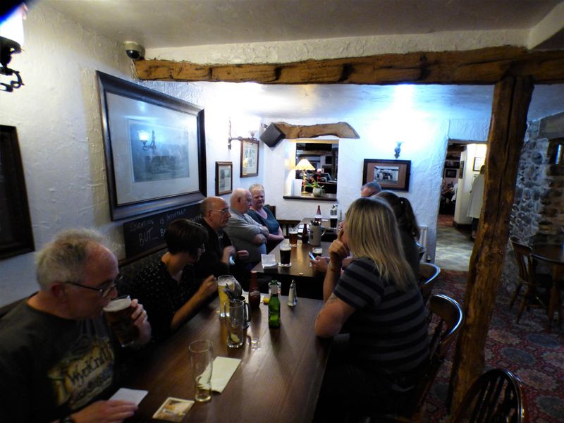 (Pub, Bar). Published on 07-09-2019