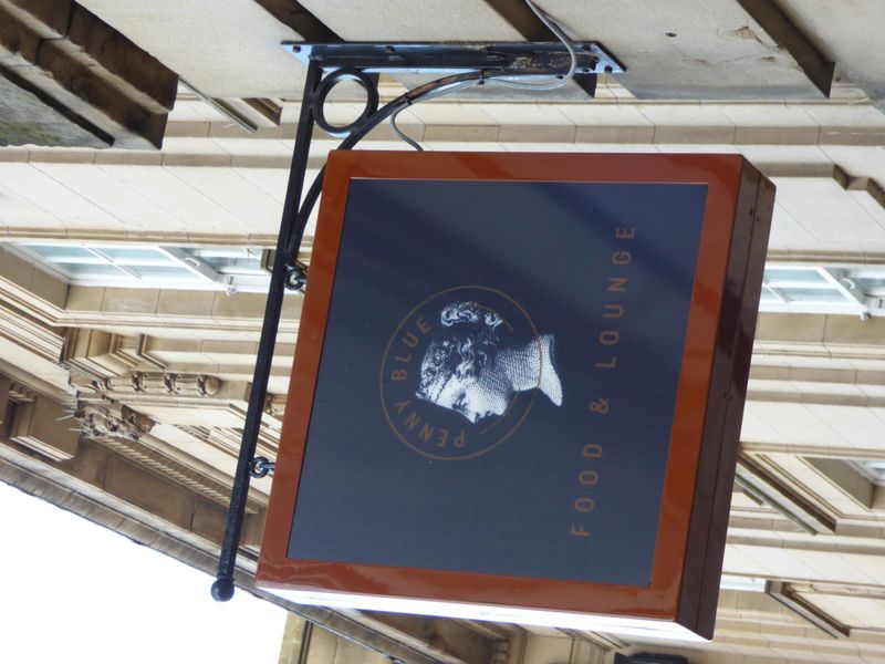 (Pub, Sign). Published on 06-11-2017 