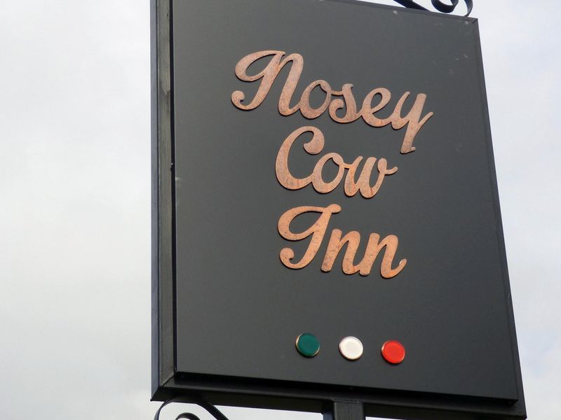 (Pub, Sign). Published on 22-09-2016