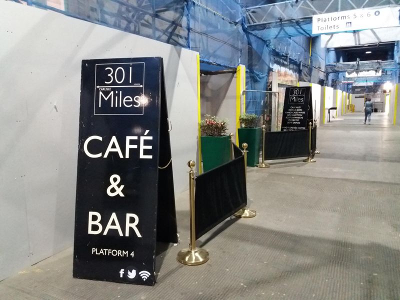 (Pub, Sign). Published on 04-06-2017
