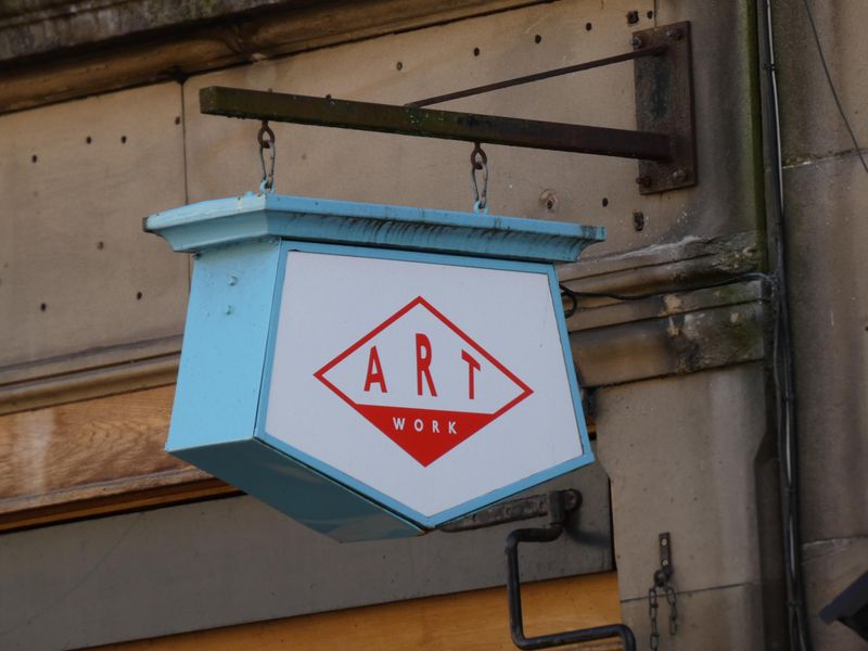 (Pub, Sign). Published on 19-11-2021