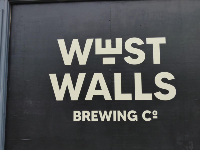 (Pub, Brewery, Sign). Published on 29-06-2024 
