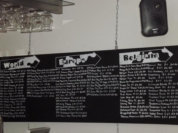 Moo Bar bottled beer list. (Pub, Bar). Published on 26-04-2014