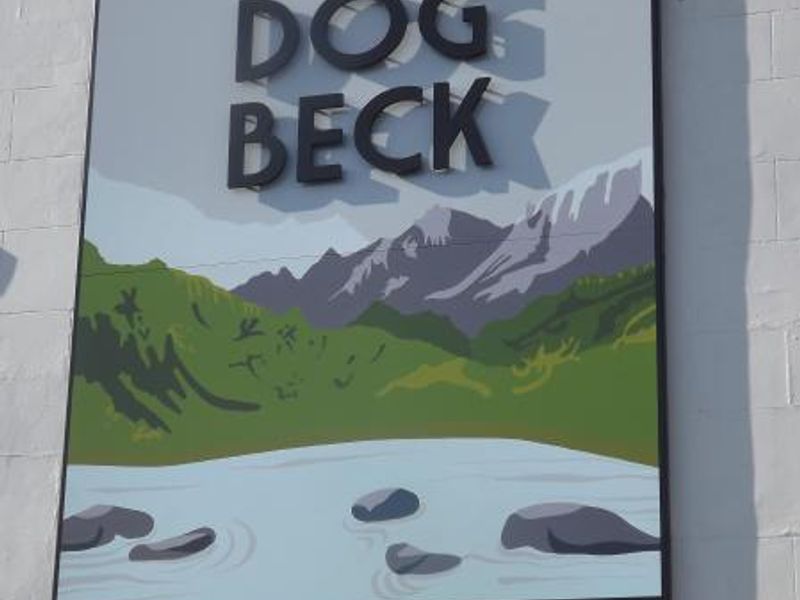 Dog Beck sign. (Pub, External, Sign). Published on 31-07-2014