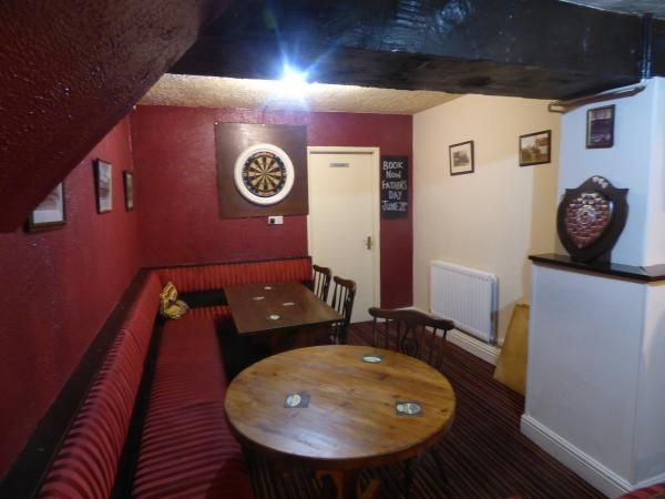 (Pub, Bar). Published on 23-05-2015