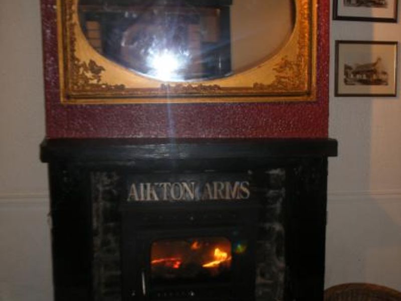 Aikton Arms fireplace. (Pub, Bar). Published on 27-03-2014