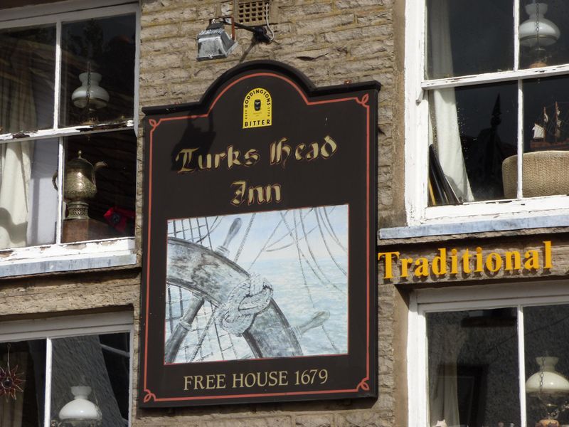 (Pub, Sign). Published on 09-09-2018