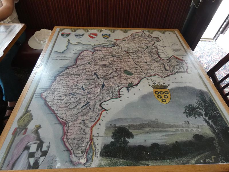 (Pub, Bar). Published on 18-07-2022