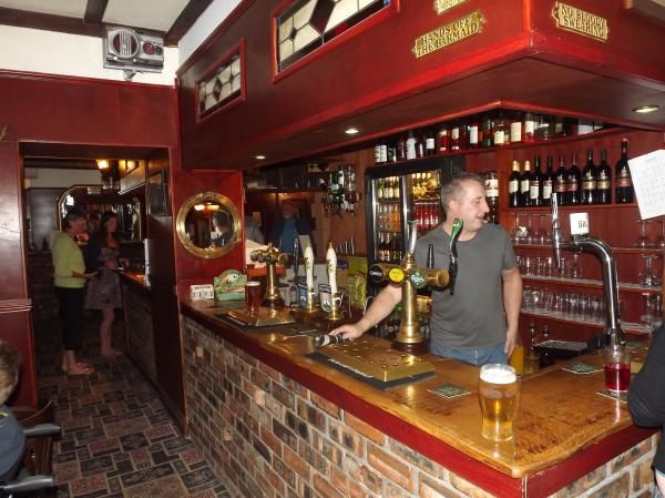 Kings Arms bar. (Pub, Bar). Published on 17-04-2014