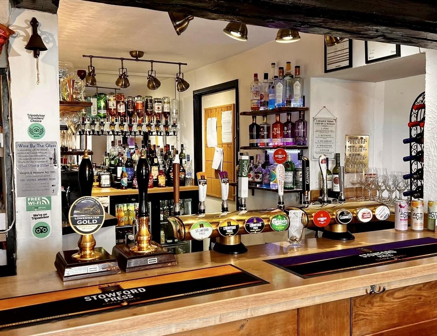 Clickham Inn bar (Alan Welsh July 2024). (Pub, Bar). Published on 09-07-2024