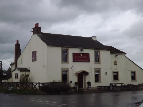 Crown Inn, Broadfield. (Pub, External). Published on 24-05-2014