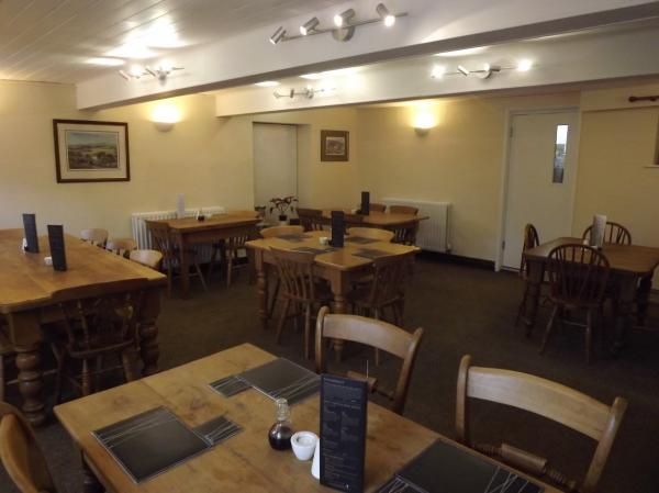 Globe Calthwaite dining area. (Pub, Bar, Restaurant). Published on 15-04-2014