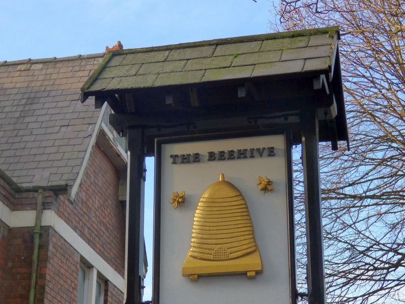 (Pub, Sign). Published on 15-12-2016