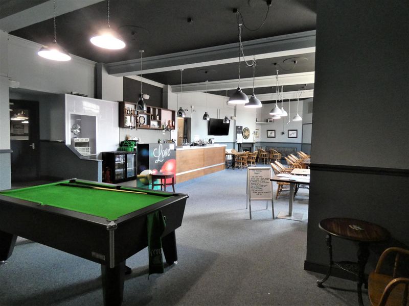 (Pub, Bar). Published on 24-05-2021