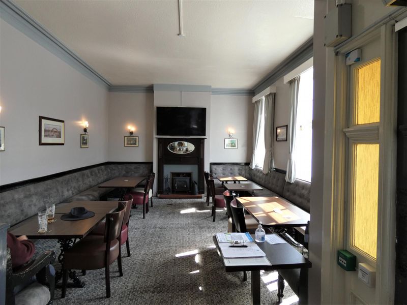 (Pub, Bar). Published on 24-05-2021