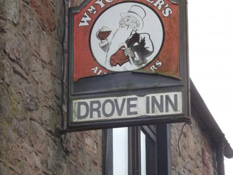 Drove Inn Roweltown ign. (Pub, Sign). Published on 26-05-2014