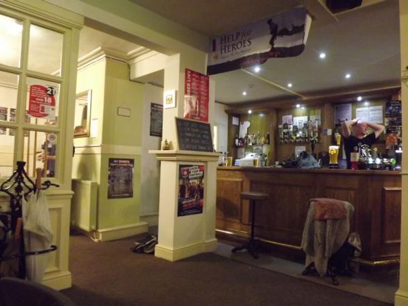 Milbourne Arms, Carlisle bar. (Pub, Bar). Published on 24-05-2014