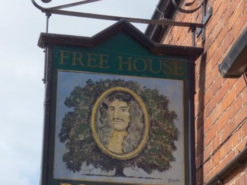 (Pub, Sign). Published on 26-04-2015 
