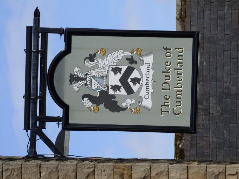 (Pub, Sign). Published on 04-05-2019