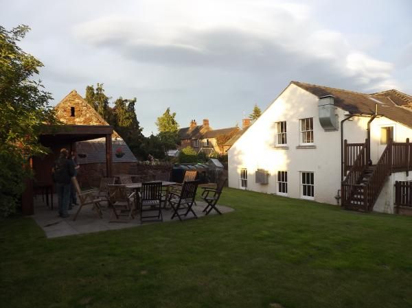 Black Swan Culgaith beer garden. (Pub, Garden). Published on 17-05-2014