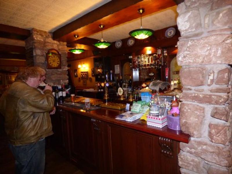 (Pub, Bar). Published on 29-11-2014