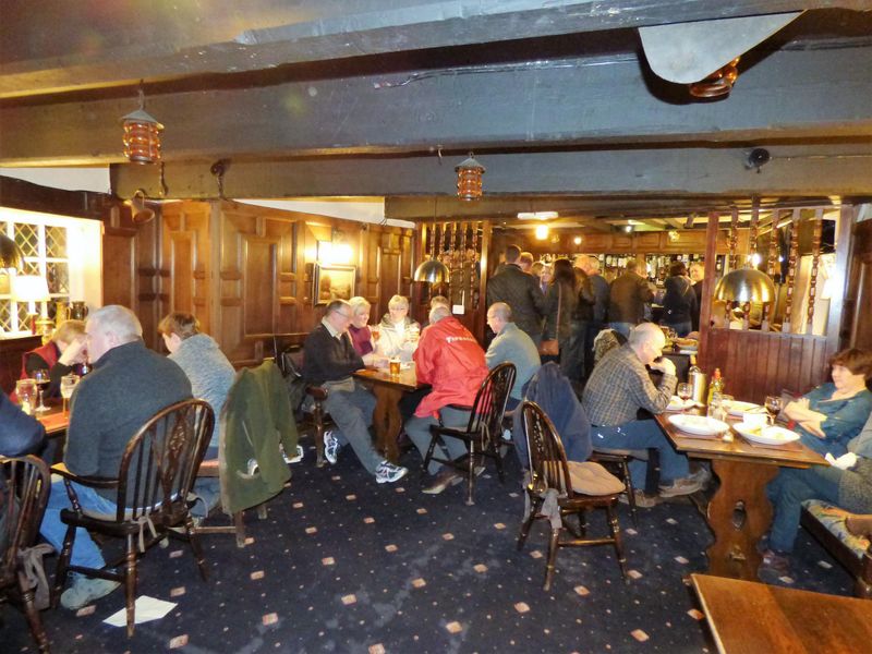 (Pub, Bar, Customers). Published on 12-02-2017