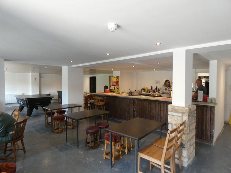 (Pub, Bar). Published on 06-06-2025 