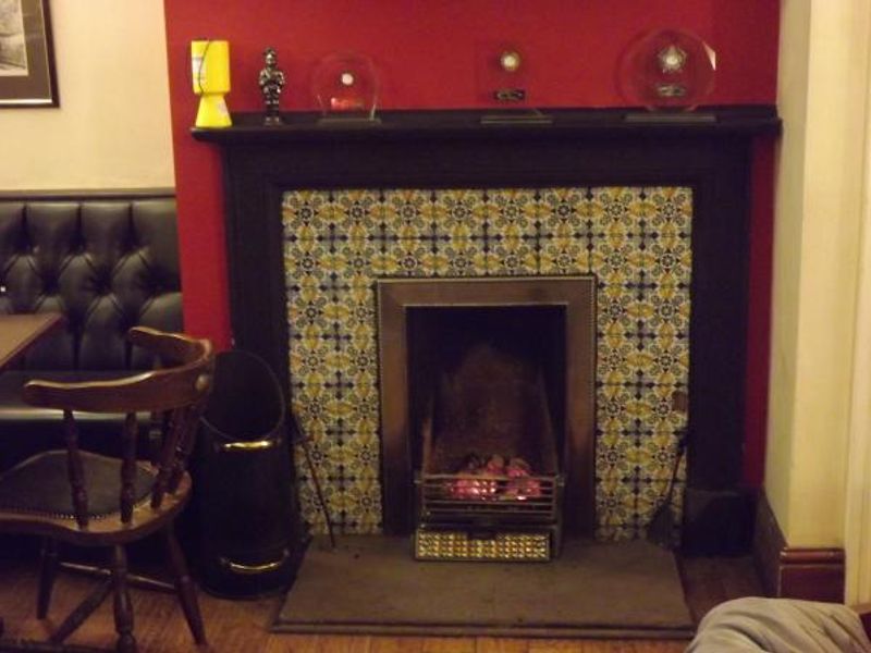 Corby Bridge Inn. (Bar). Published on 14-04-2014