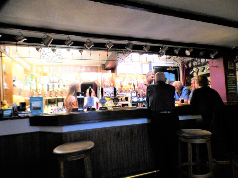 (Pub, Bar). Published on 24-06-2019