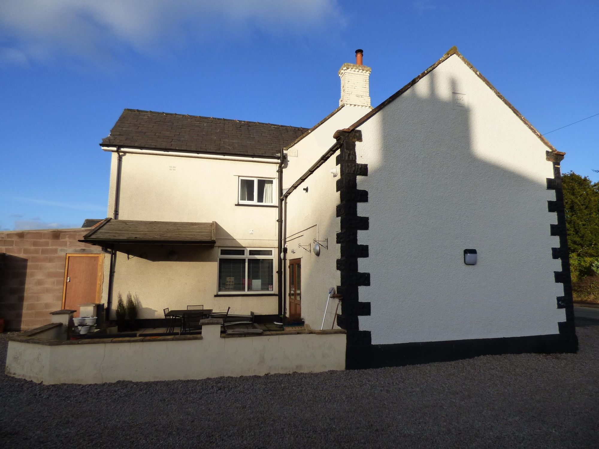 (Pub, External, Garden). Published on 20-02-2017