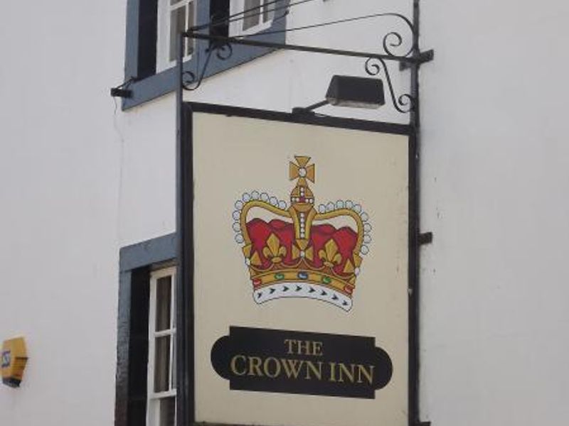 Crown Inn Kirkoswald sign. (Pub, Sign). Published on 14-04-2014