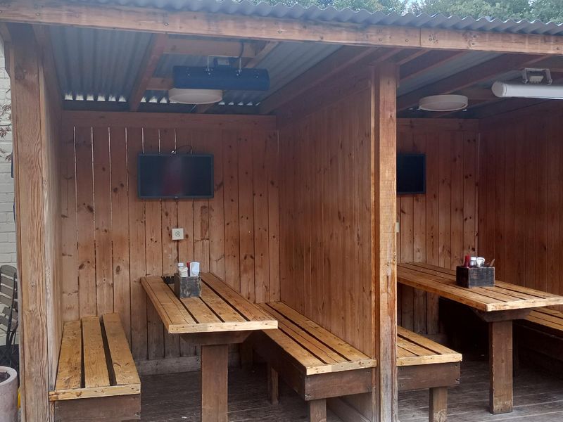 Argyll, Henley - Garden booths with TVs - Sep 2026. (Pub, Garden). Published on 21-09-2026