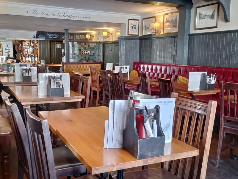 Argyll, Henley - internal - Sep 2026. (Pub, Bar). Published on 23-09-2026