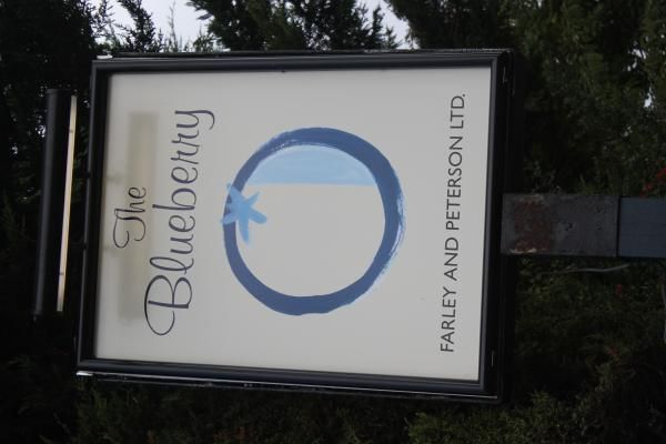 (Pub, Sign). Published on 13-09-2014