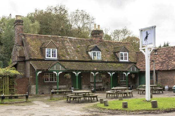 Black Horse, Checkendon - looking west Nov 2013. (Pub, External). Published on 03-11-2013