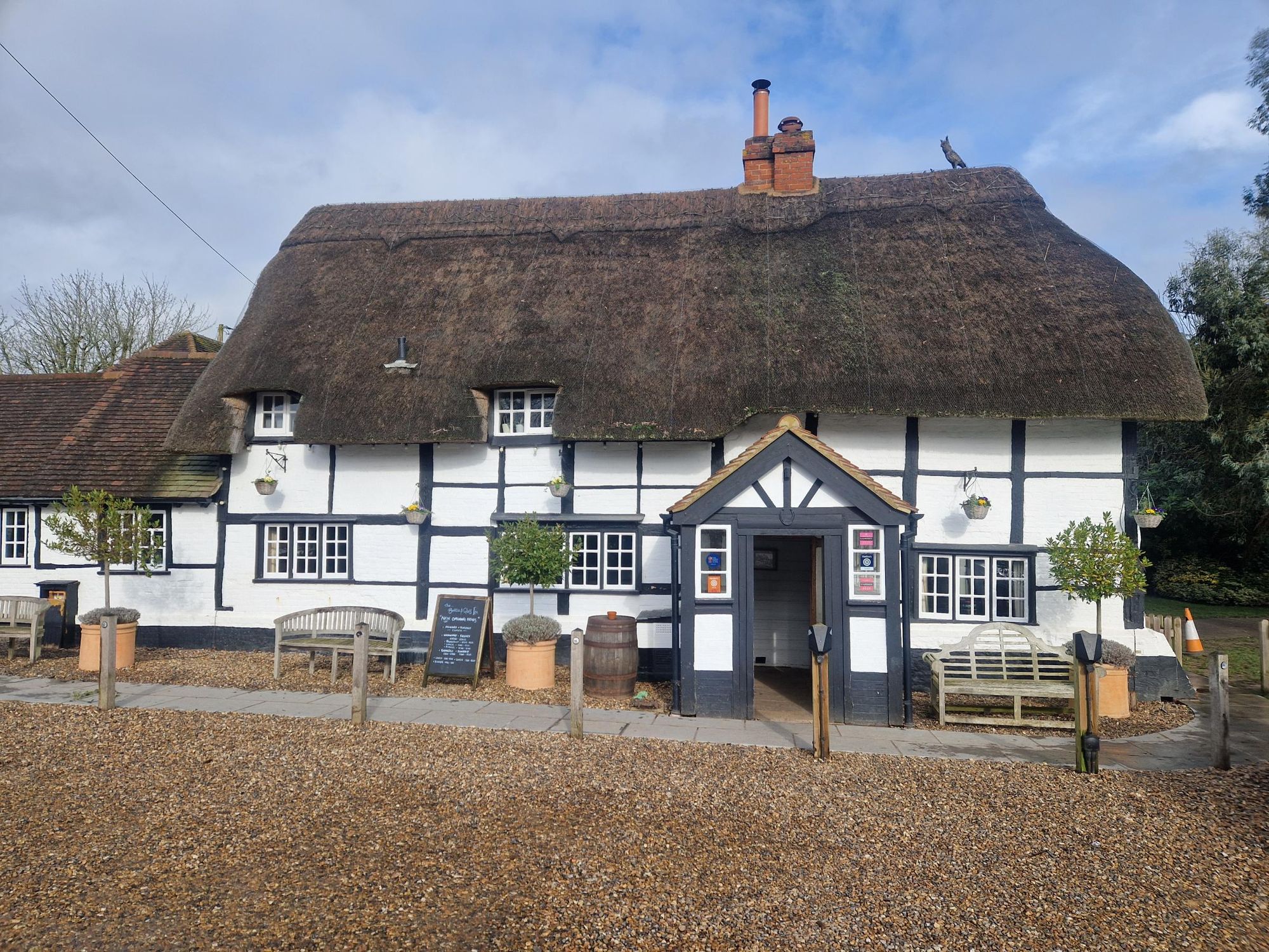Bottle & Glass, Binfield Heath - pub exterior - Feb 2026. (Pub, External, Key). Published on 09-02-2026