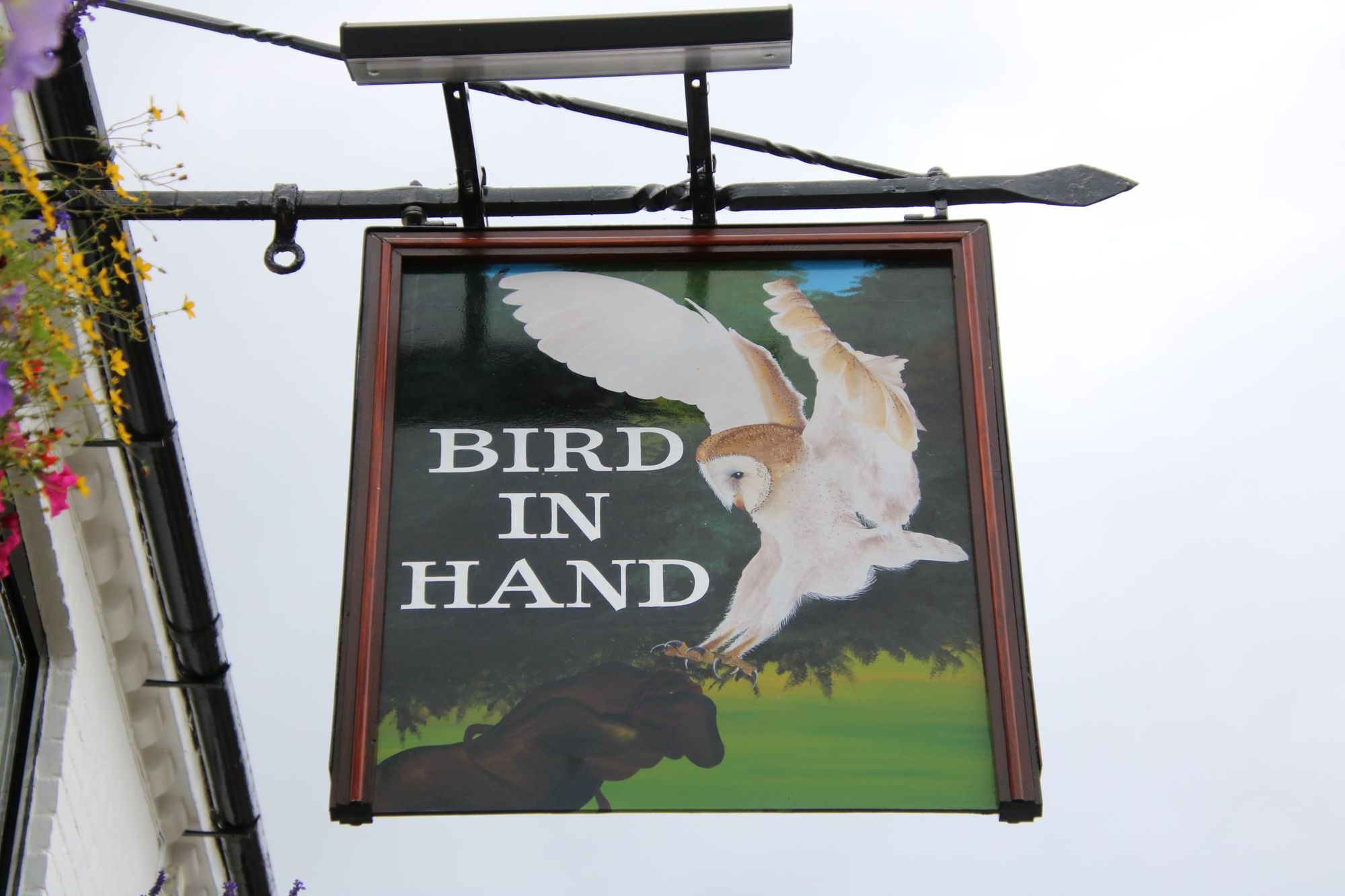 Bird in Hand, HoT - sign Aug 2020. (Pub, Sign). Published on 18-11-2020