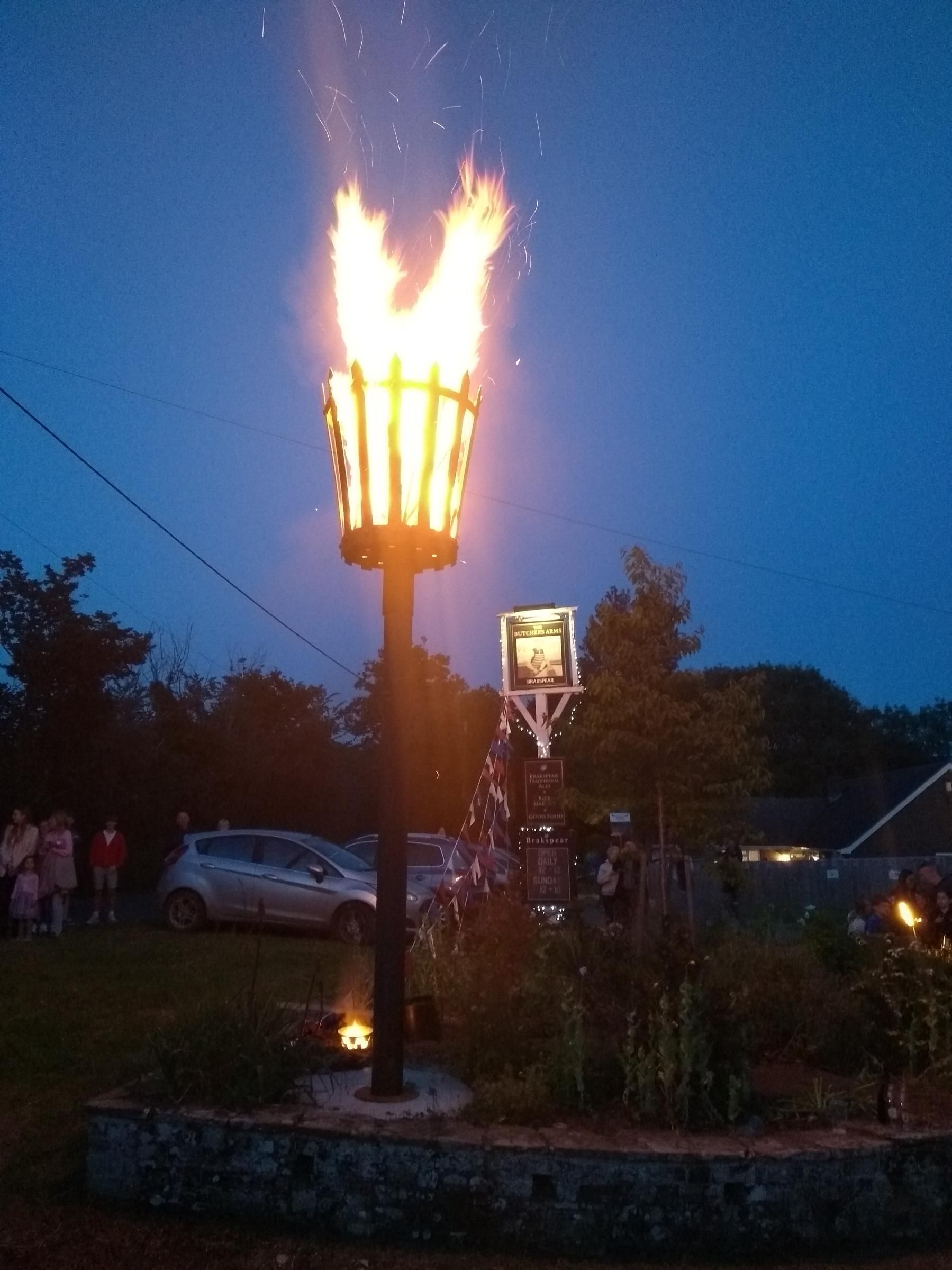 Butcher's Arms SC - old pub sign and beacon - Jun 2022. (Sign). Published on 15-05-2026