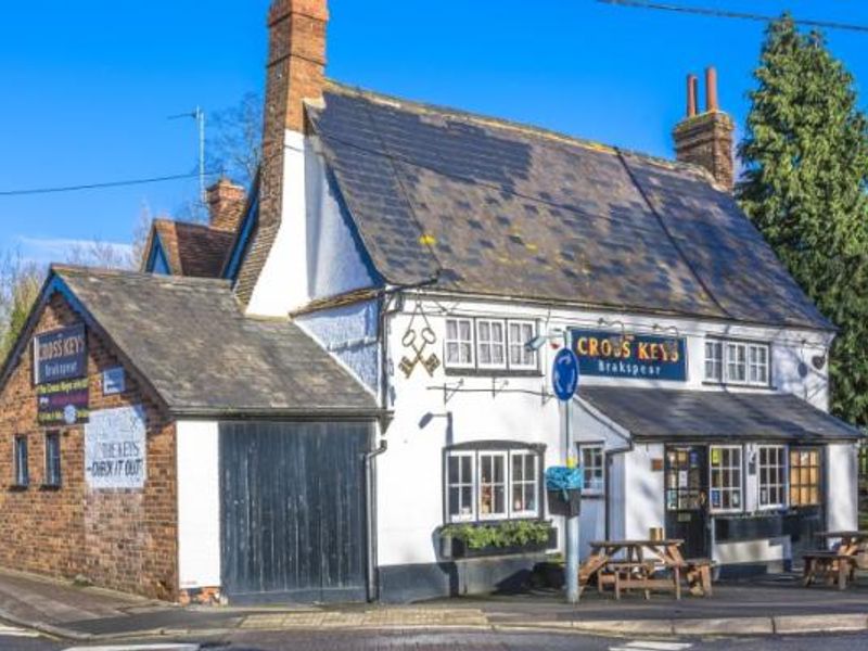 Wallingford - Cross Keys - looking north-east Feb 2014. (Pub, External). Published on 19-02-2014 