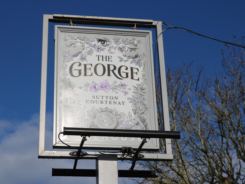 George, Sutton Courtenay - pub sign looking north-east Feb 2023. (Pub, Sign). Published on 08-03-2023