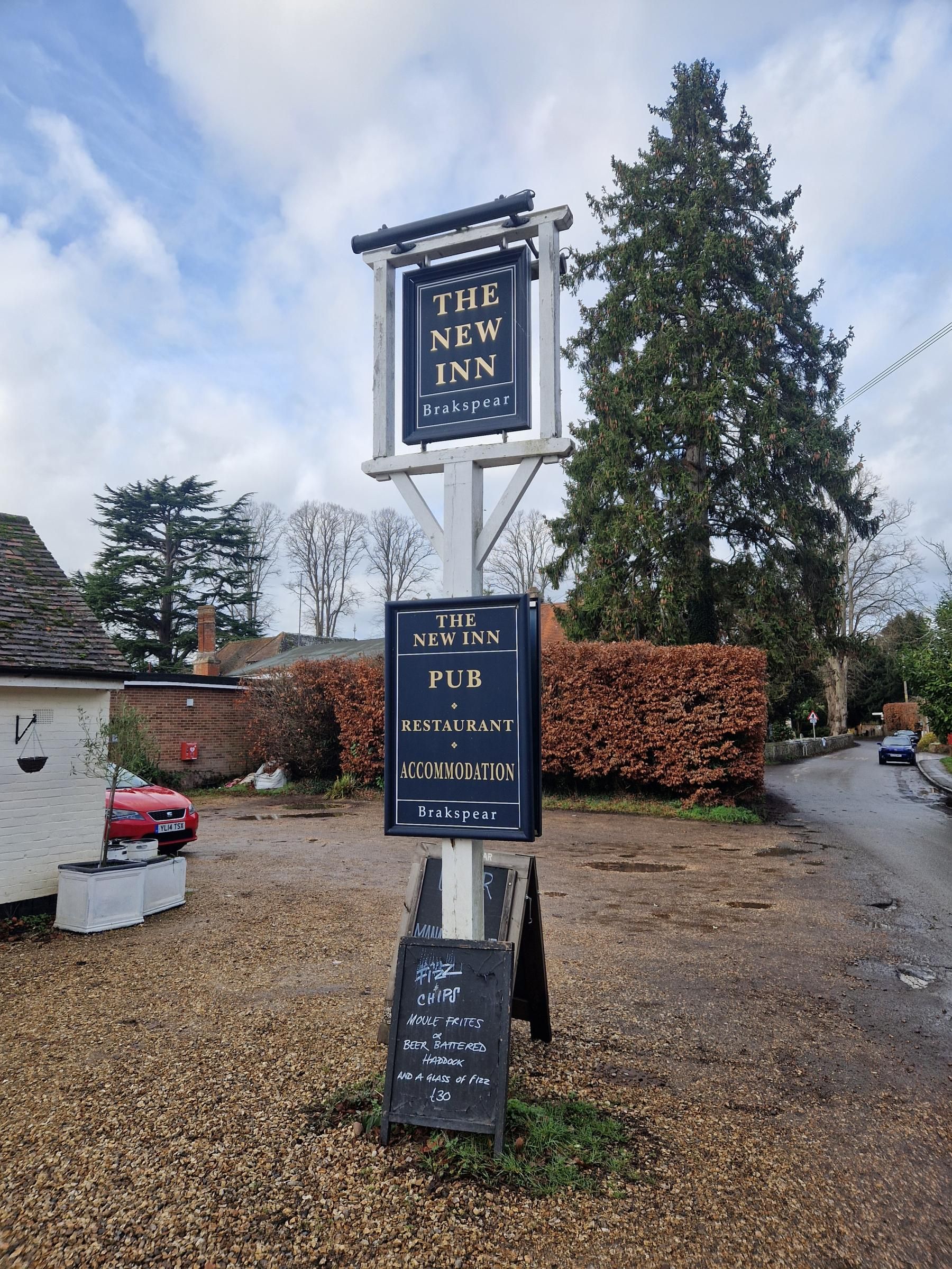 New Inn, Kidmore End - pub sign - Dec 2025. (Sign). Published on 21-01-2026
