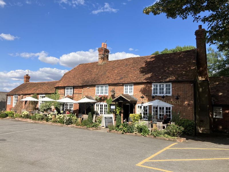 Packhorse, Mapledurham - Aug 2026. (Pub, External, Key). Published on 23-08-2026