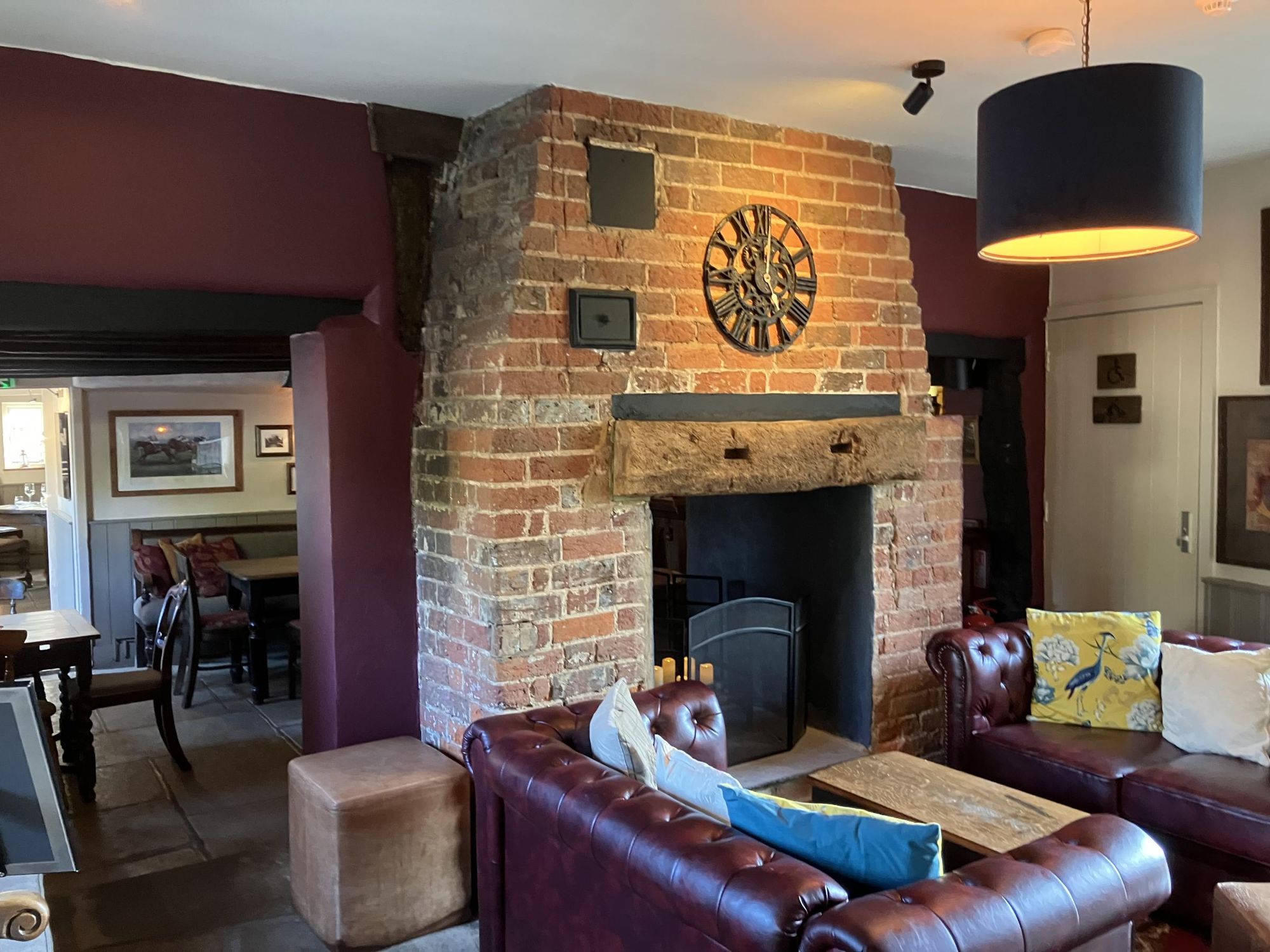 Perch & Pike, South Stoke - Dining Areas - June 2026. (Restaurant). Published on 19-07-2026