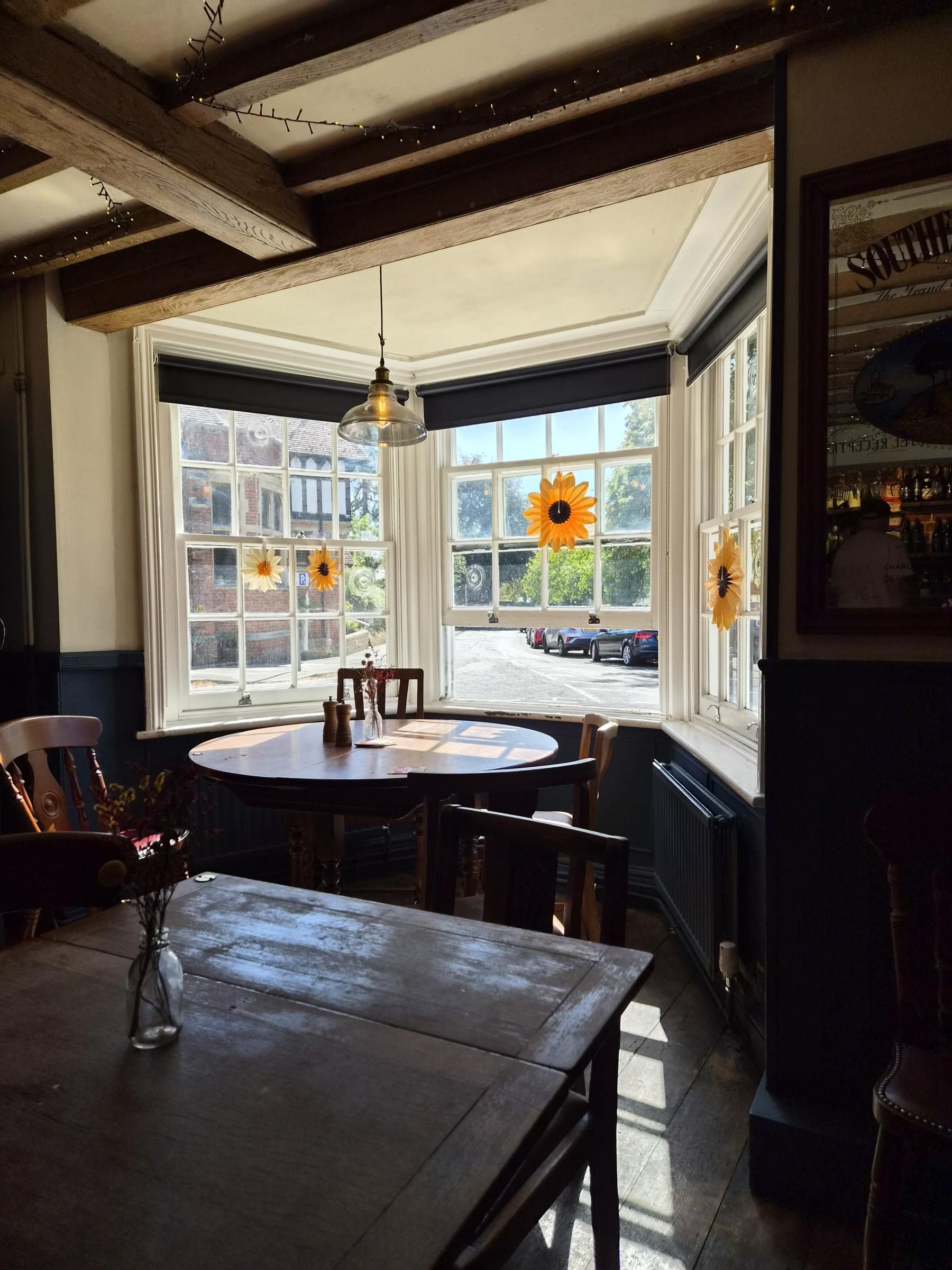 (Pub, Bar). Published on 17-09-2026