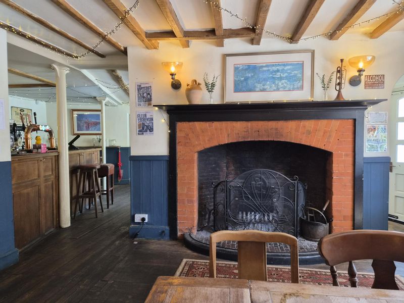 (Pub, Bar). Published on 17-09-2026 