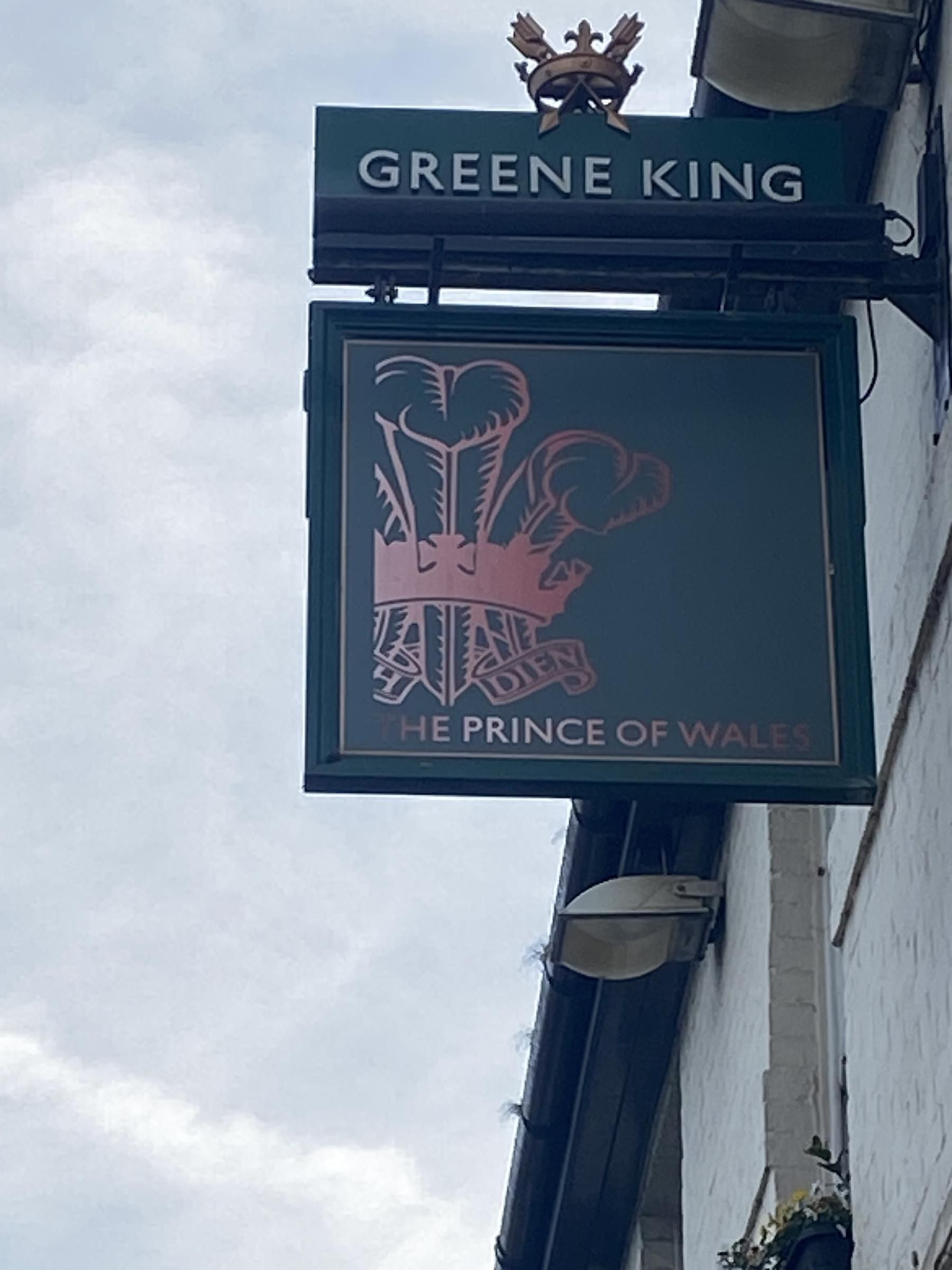 Prince of Wales, Didcot - pub sign looking east Feb 2023. (Pub, Sign). Published on 18-02-2023