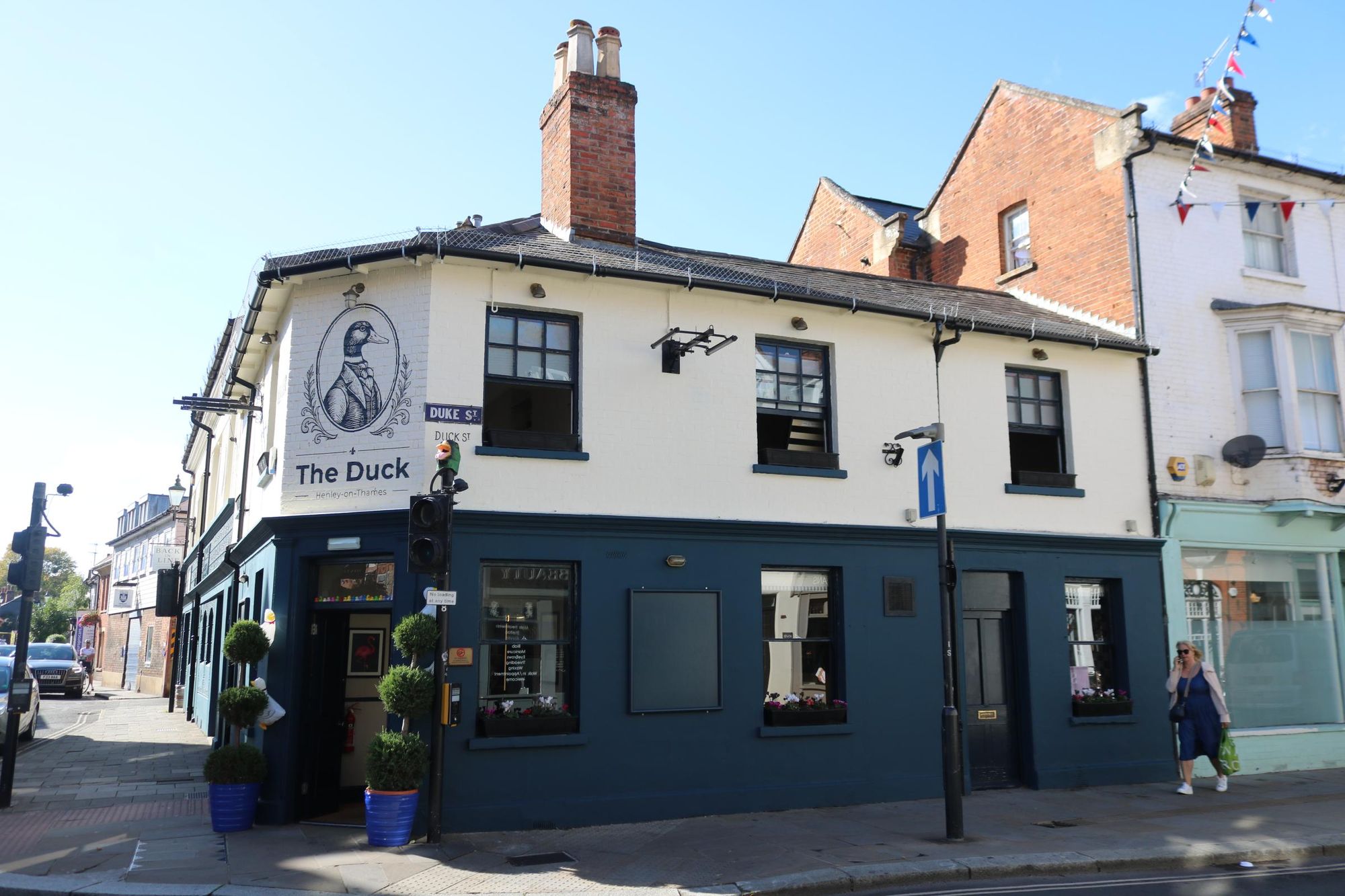 Henley - Duck - looking east Oct 2026. (Pub, External). Published on 05-10-2026