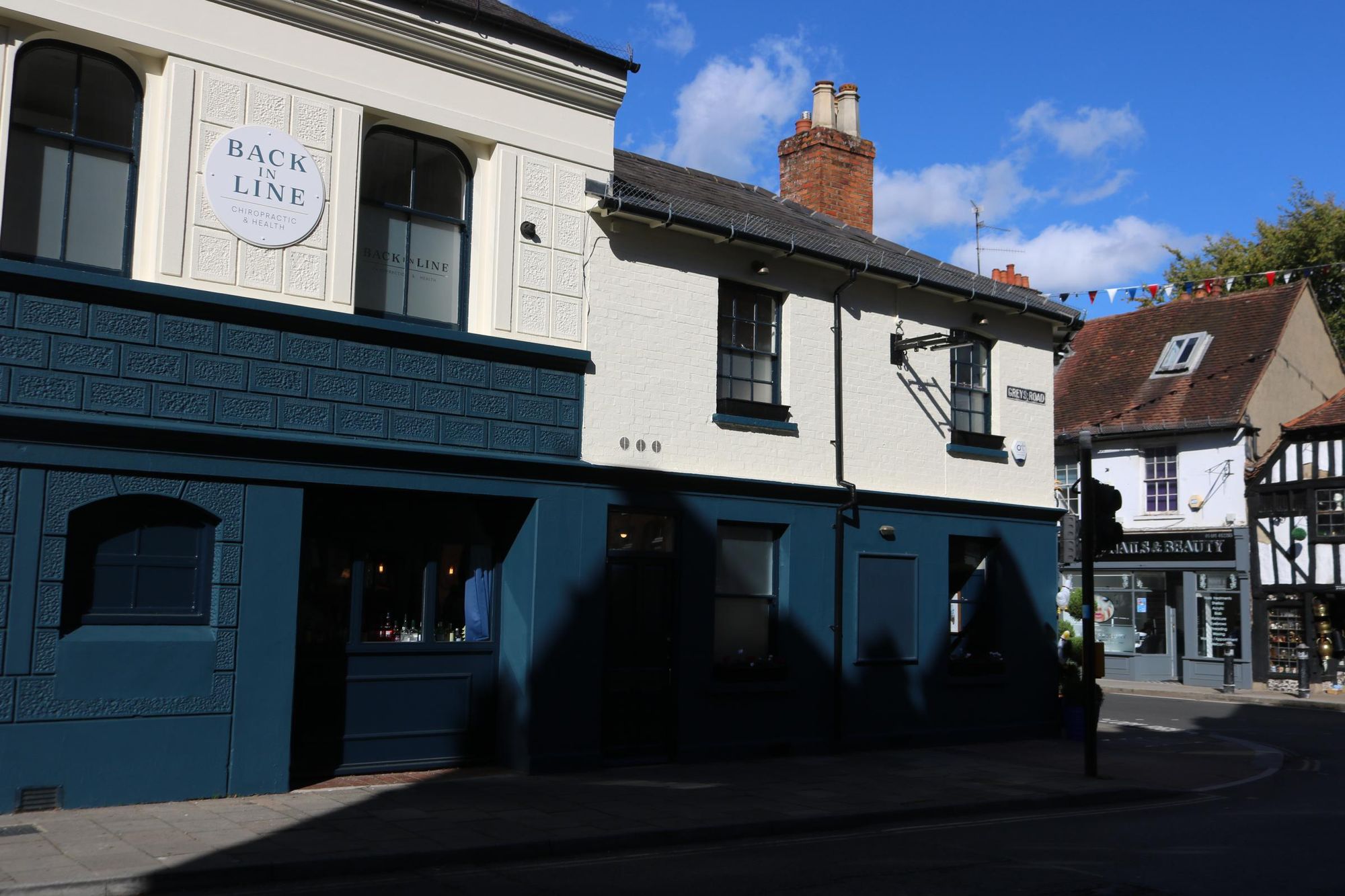 Henley - Duck - looking north Oct 2026. (Pub, External). Published on 05-10-2026
