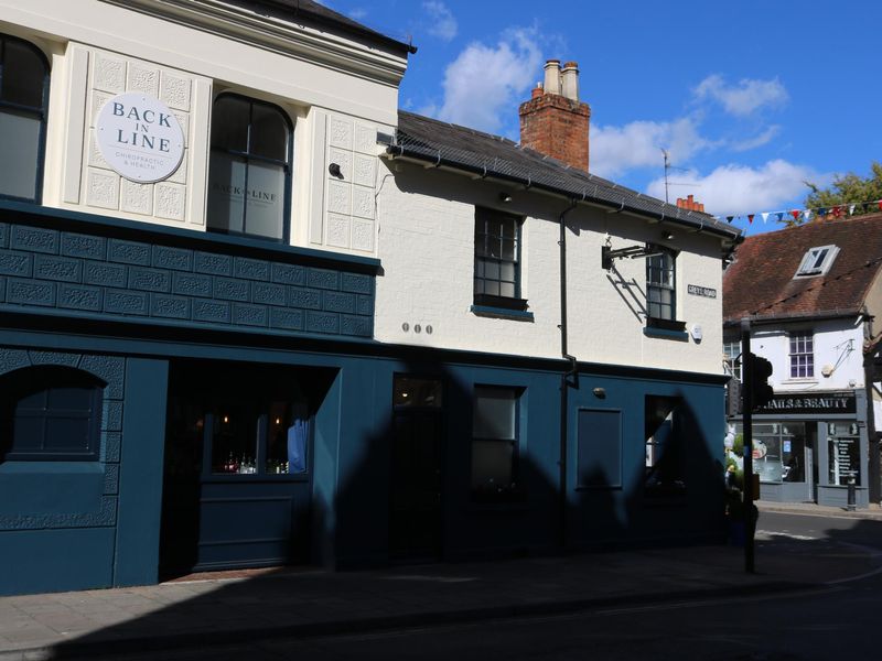 Henley - Duck - looking north Oct 2026. (Pub, External). Published on 05-10-2026 